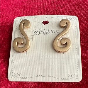 Brighton Royals Gold Tone Hammered Swirl Earrings, NWT.  Retails $58